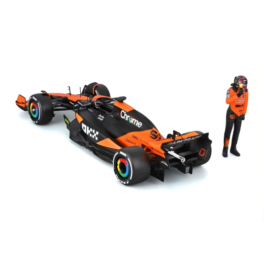 1:24 BURAGO F1 MCLAREN # 4 LANDO NORIS CAR WITH DRIVER - Image 2