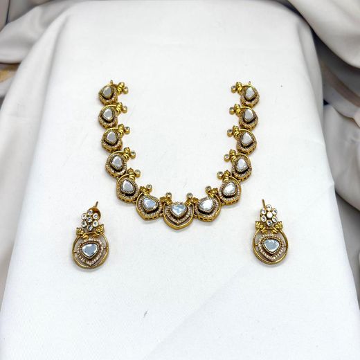 Moissanite stone gold plated short necklace
