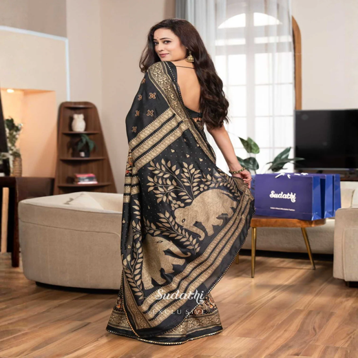 Shweta Tiwari Midnight Black Foil Silk Saree - Image 4
