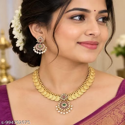 Matte finishing with lord Lakshmi designed Short Necklace - Image 4
