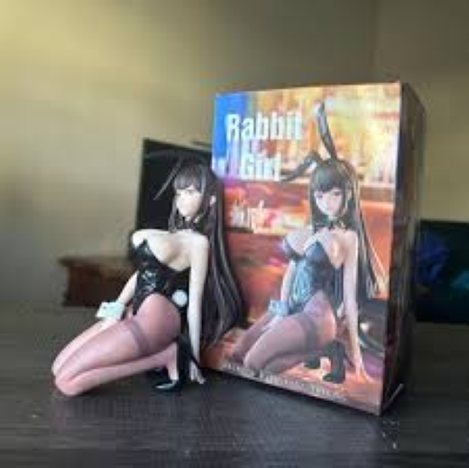 Bunny Girl Hina figurine - Image 4