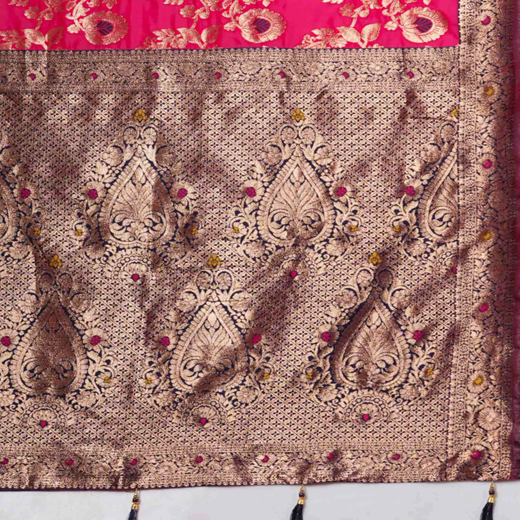 Rani Pink Silk Woven Banarasi Saree - Image 3